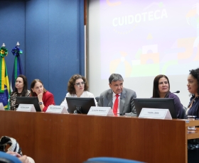 Assinatura de Inauguração da Cuidoteca da UnB. 23/02/2026 Foto: Anastácia Vaz/Secom UnB